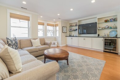 376 Commercial St unit 4F, Boston, MA 02109 - photo 6