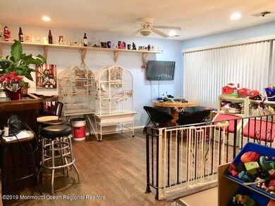 27 Sycamore Ave, North Middletown, NJ 07748 - photo 5