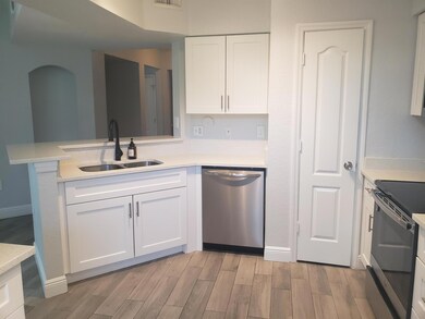 909 Belmont Place unit 909, Boynton Beach, FL 33436 - photo 2