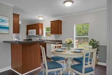 dining room vs - 254 Pooshee