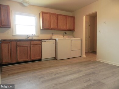 705 Catalpa Ct, Culpeper, VA 22701 - photo 5