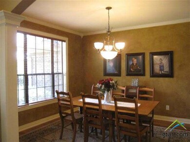 1202 1202 Parkview Dr, Tyler, TX 75703 - photo 4