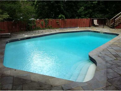 17 Ronald Ln, Cos Cob, CT 06807 - photo 4