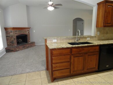 20428 E 46th St S, Broken Arrow, OK 74014 - photo 7