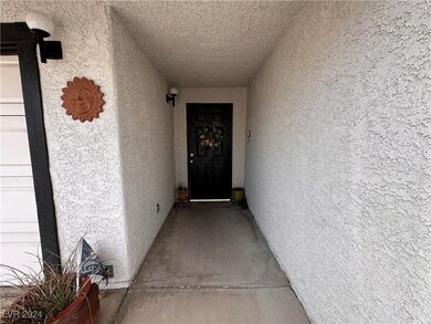 3751 Hobiecat Cir, Las Vegas, NV 89121 - photo 5