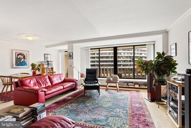 Watergate East Residences unit 903-S, Washington, DC 20037 - photo 5