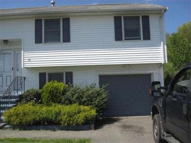 26 Reilly Dr, Randolph, MA 02368 - photo 4