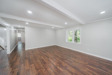2402MapleRd-3