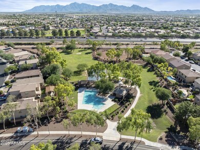 806 S 118th Ln, Avondale, AZ 85323 - photo 2