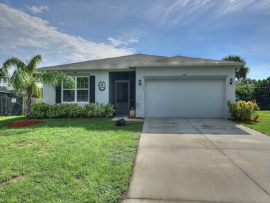 125 Crawford Dr, Sebastian, FL 32958 - photo 2