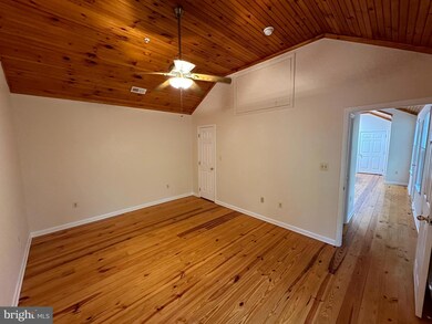 11955 Mill Run Rd unit A, Newburg, MD 20664 - photo 7