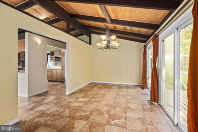 2322 Kingsbury Ln, Woodbridge, VA 22192 - photo 7