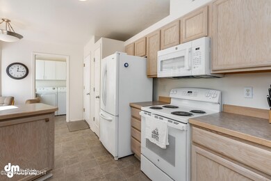 10-Kitchen_SLS_-7298