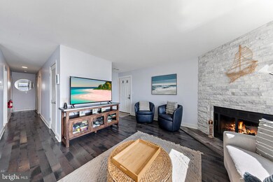 Bayview Of Beach Haven unit 2E, Beach Haven, NJ 08008 - photo 2