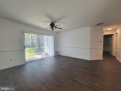 1203 Hawthorne Ct unit 1203, Sewell, NJ 08080 - photo 6
