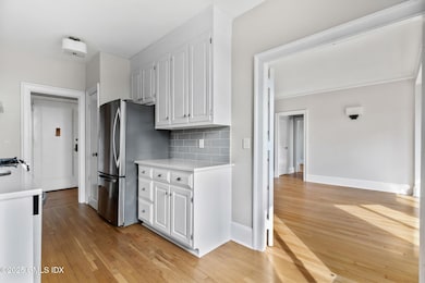 8-web-or-mls-47-lafayette-pl-unit-4c