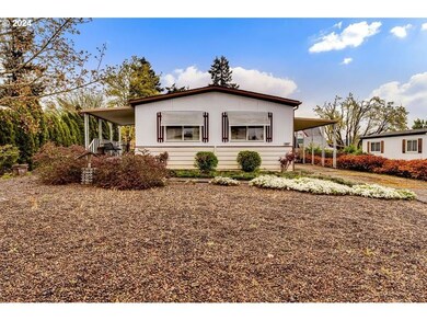 360 N 2nd St, Creswell, OR 97426 - photo 4