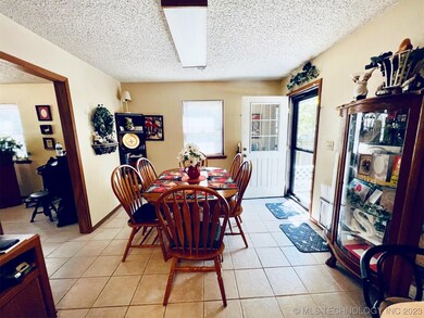 712 E Ross St, Tahlequah, OK 74464 - photo 6