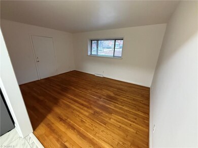 1608 W Northwest Blvd unit A, Winston Salem, NC 27104 - photo 4