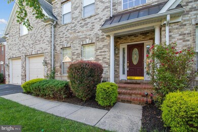 4881 Royal Coachman Dr, Elkridge, MD 21075 - photo 3