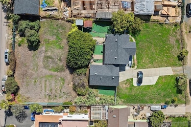 422 Seabright Ln, Solana Beach, CA 92075 - photo 3