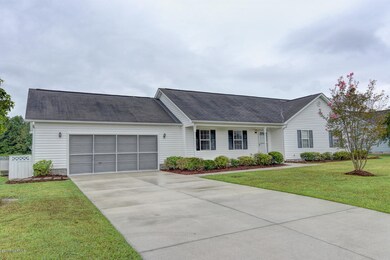 113 Esquire Dr Richlands NC-large-001-5-