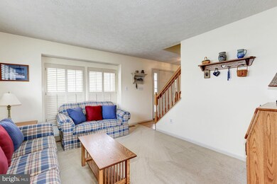 6245 Darlington Ct, Frederick, MD 21703 - photo 5