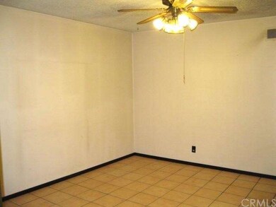 Ceiling fan cools dining room