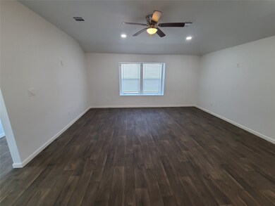 6977 County Road 167, Alvin, TX 77511 - photo 6