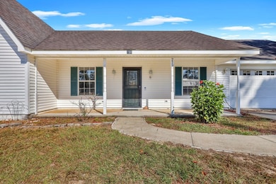 230 Cody Dr, Jesup, GA 31545 - photo 2