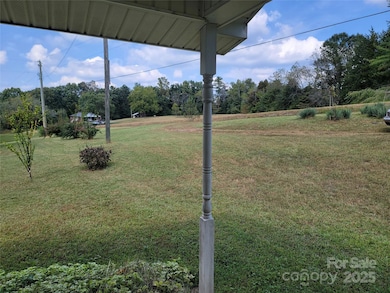 1004 Pine Mountain Rd, Hudson, NC 28638 - photo 3