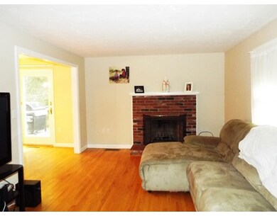 13 Edwards St unit 13, Franklin, MA 02038 - photo 3