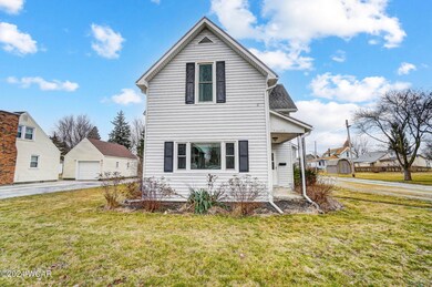 003_427 E Cleveland St