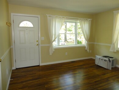 53 Seaverns Bridge Rd, Amherst, NH 03031 - photo 3