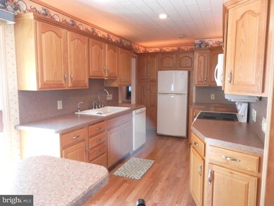 111 Winding Way, Morrisville, PA 19067 - photo 7