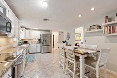 8 Central St, North Reading, MA 01864 - photo 3