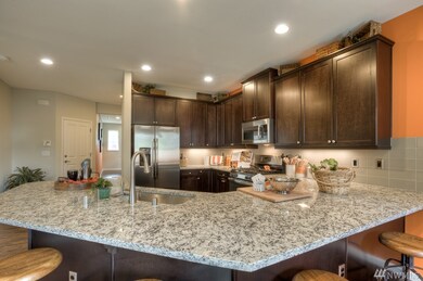 19104 106th Avenue Ct E unit 74, Puyallup, WA 98374 - photo 2
