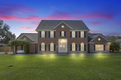 1905 Plantation Dr, Lake Charles, LA 70605 - photo 2