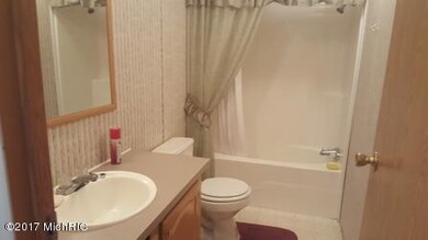 8821 17th Ave, Bitely, MI 49309 - photo 5