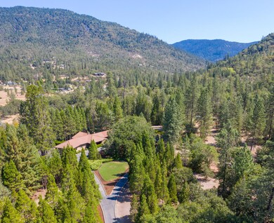 820 Serenity Ln, Grants Pass, OR 97526 - photo 3