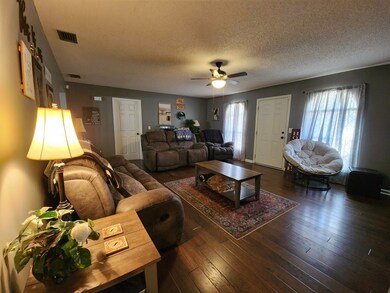 145 Brunswick Ave, Fitzgerald, GA 31750 - photo 5