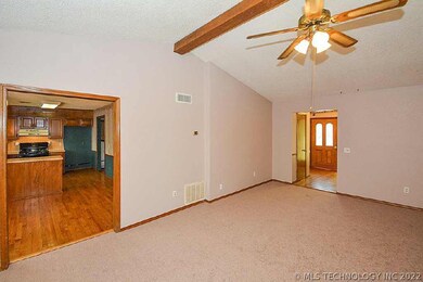 3021 S Ash Place, Broken Arrow, OK 74012 - photo 5