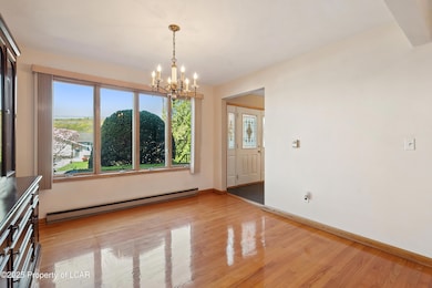 Dining room 1