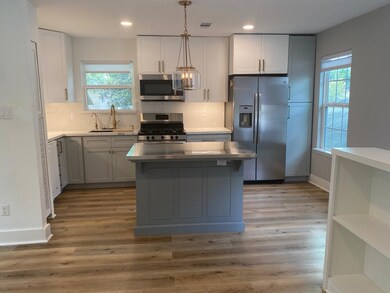 4025 Julian St, Houston, TX 77009 - photo 5