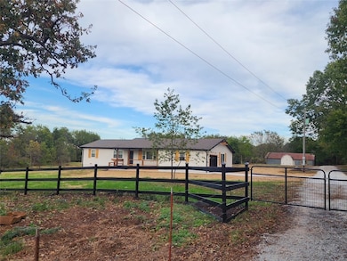 10604 Arkansas 43, Maysville, AR 72747 - photo 2