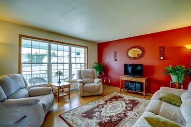 147 Ames St, Oregon, WI 53575 - photo 5