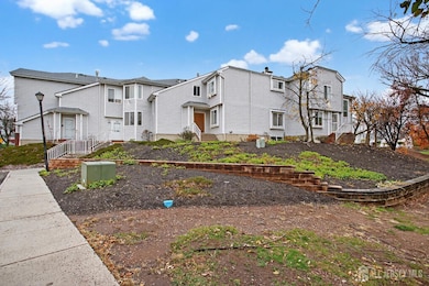 2704 Jesse Way, Piscataway, NJ 08854 - photo 2