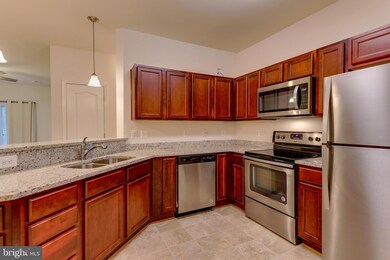 23570 F D R Blvd unit 306, California, MD 20619 - photo 4