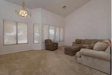 Formal living/dining rooms