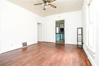 2416 Lyon St, Des Moines, IA 50317 - photo 4